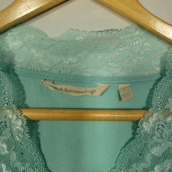 Soft Surroundings Women's Claudia Teal Dust Lace Pebbled Crepe Blouse Size L - Picture 3 of 14